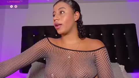 Snapshot of charlotterussel chatting on 01.19.25 charlotterussel online show from 01.19.25