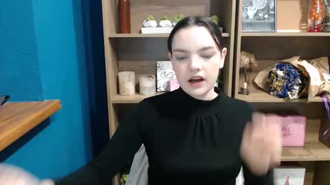 Snapshot of charmbite chatting on 12.04.25 Julliette online show from 12.04.25