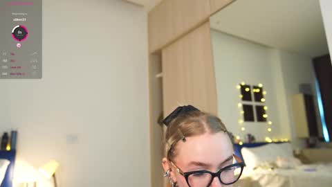 Snapshot of charming_daisy chatting on 02.16.25 my fansly Charming daisy My Wishlist for new toys online show from 02.16.25