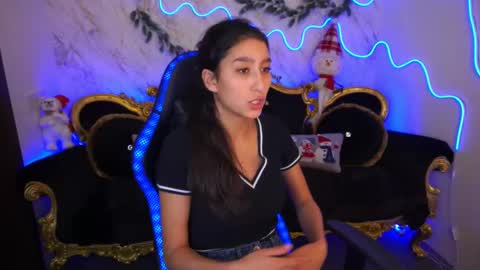 Snapshot of charmmocco chatting on 01.21.25 SweetMoco online show from 01.21.25