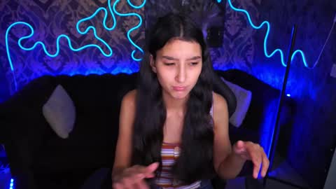 Snapshot of charmmocco chatting on 01.28.25 SweetMoco online show from 01.28.25