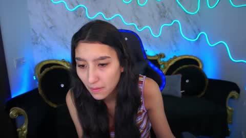 Snapshot of charmmocco chatting on 01.29.25 SweetMoco online show from 01.29.25