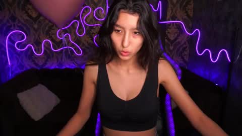 Snapshot of charmmocco chatting on 02.15.25 SweetMoco online show from 02.15.25