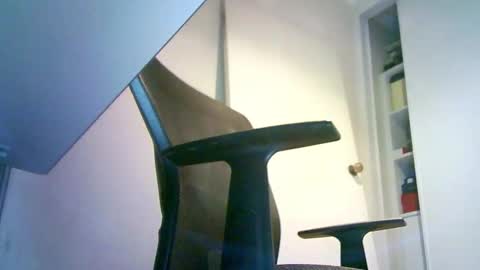 Snapshot of chaterbater79 chatting on 11.01.25 chaterbater79 online show from 11.01.25