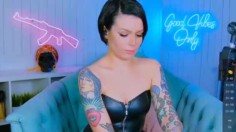 Snapshot of chaturkaterina chatting on 02.26.25 Miss Harmony online show from 02.26.25