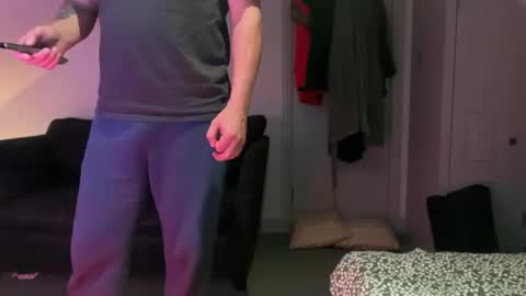 Snapshot of cheekylondon70 chatting on 09.15.25 Cheekylondon online show from 09.15.25