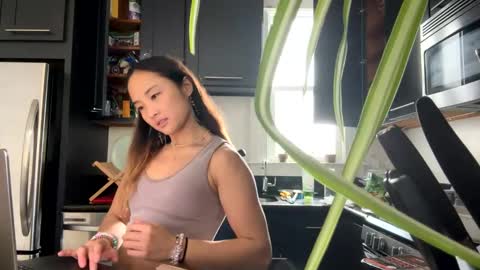 Snapshot of chellybear101 chatting on 01.17.25 chellybear101 online show from 01.17.25