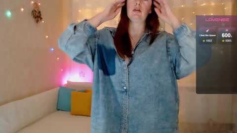 Snapshot of chelsey_rayne chatting on 01.04.25 Instagram faroffland online show from 01.04.25