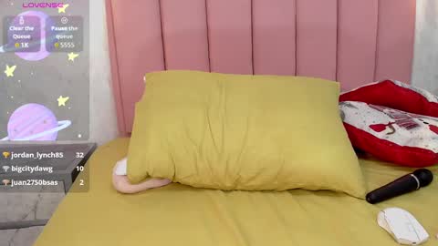 Camila  online show from 12.10.24