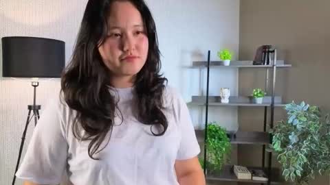 Snapshot of cheriegruba chatting on 11.04.25 Nella online show from 11.04.25