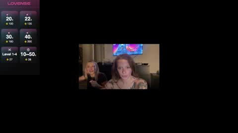 Snapshot of cherriesinchains chatting on 10.19.25 Cherry  online show from 10.19.25