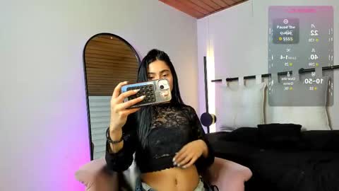 cherry_bunnyx online show from 11.25.25