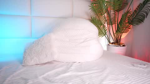 Julia online show from 01.13.25