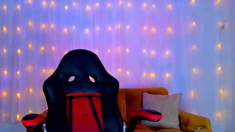 Snapshot of cherylbutler chatting on 02.27.25 Cheryl online show from 02.27.25