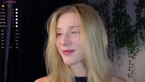 Snapshot of chloe_guidry chatting on 12.04.24 Arianaa Mourrr online show from 12.04.24