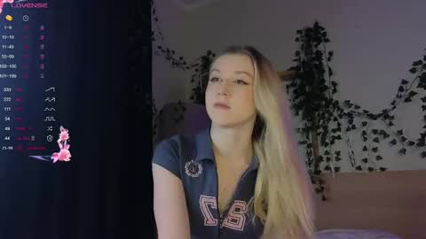 Snapshot of chloe_guidry chatting on 03.09.25 Arianaa Mourrr online show from 03.09.25