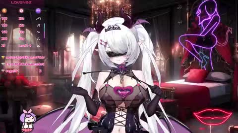 Snapshot of chloelabelle chatting on 11.08.25 Chole online show from 11.08.25