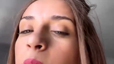 Snapshot of chloerae28 chatting on 11.26.25 Chloe Rae online show from 11.26.25