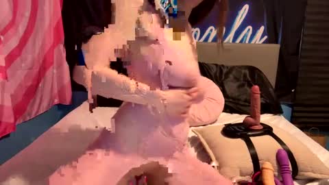 Snapshot of chloesbigboobs chatting on 01.04.25 Chloes Big Boobs online show from 01.04.25