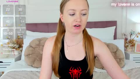 Snapshot of chloesug chatting on 02.25.25 Chloe online show from 02.25.25