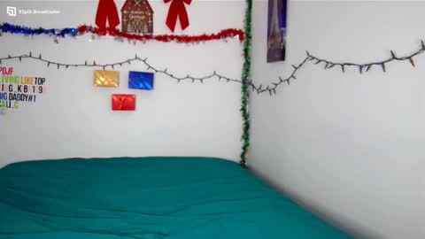 Snapshot of chocolatebunnyxx69 chatting on 12.13.24 Melina online show from 12.13.24