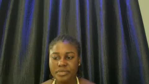 chocoslut22 online show from 10.27.25