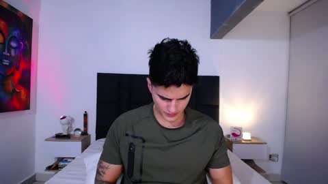 Snapshot of christianvalenzia chatting on 02.06.25 Christian online show from 02.06.25