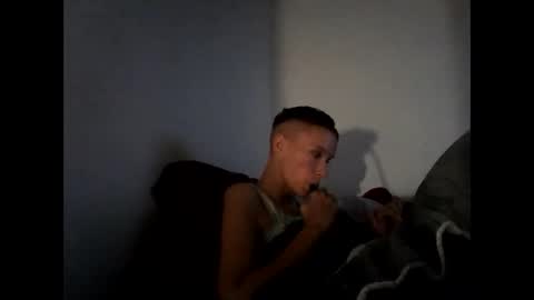 Christina Saunters online show from 02.07.25