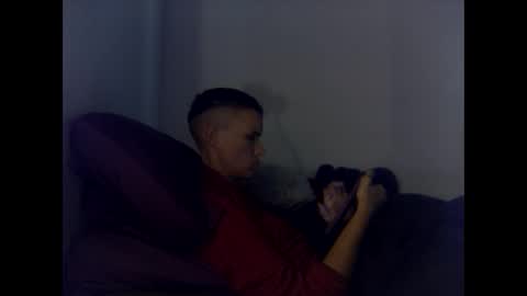 Christina Saunters online show from 02.10.25