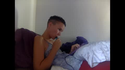 Christina Saunters online show from 02.23.25