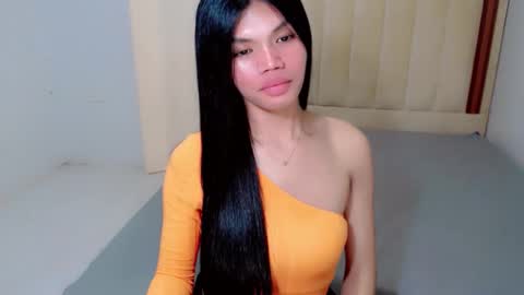 Snapshot of christine_slutt chatting on 10.10.25 STEFFY online show from 10.10.25