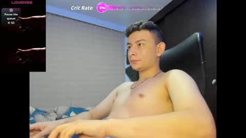 Snapshot of christmiller_1 chatting on 10.05.25 christmiller_1 online show from 10.05.25