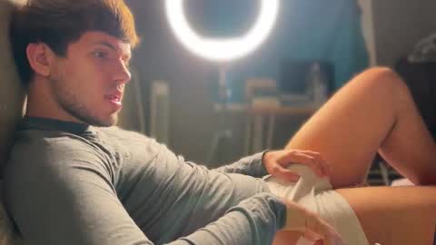 Snapshot of christophertan chatting on 11.02.25 Christopher online show from 11.02.25