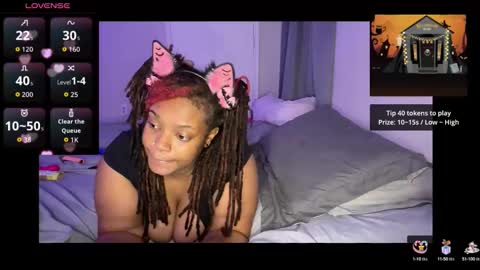Snapshot of chubbeedweeb chatting on 10.11.25 EmberEssence online show from 10.11.25