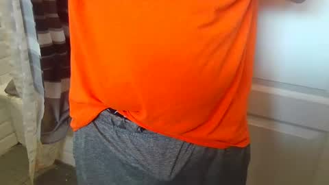 Snapshot of chubbycub14 chatting on 09.17.25 chubbycub14 online show from 09.17.25