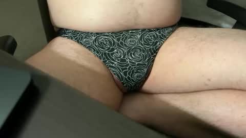 Snapshot of chubbypantiesx chatting on 10.24.25 chubbypantiesx online show from 10.24.25