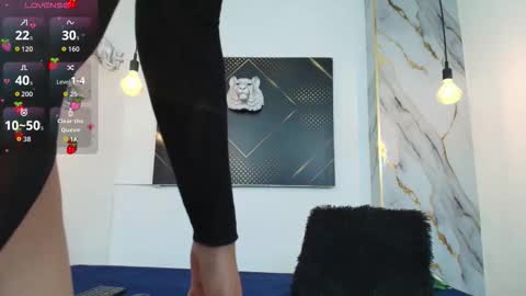 ...   ... online show from 11.03.25