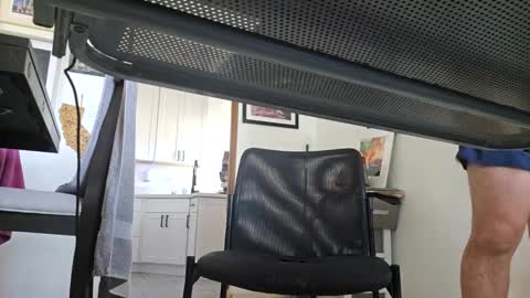 cigneska1 online show from 10.04.25