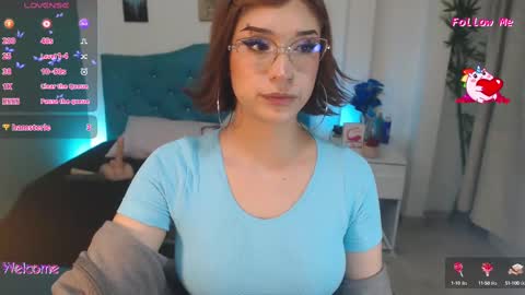 Snapshot of cinthyagomez6 chatting on 02.22.25 cinthyagomez6 online show from 02.22.25