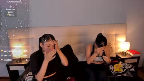 Snapshot of cintya_kors chatting on 01.22.25 Cintya online show from 01.22.25