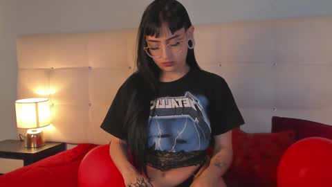 Snapshot of cintya_kors chatting on 03.12.25 Cintya online show from 03.12.25