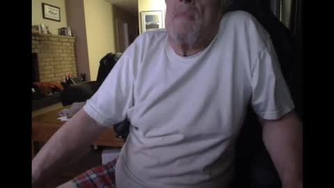 Snapshot of cjscout chatting on 03.02.25 cjscout online show from 03.02.25