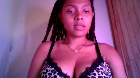ckamilla45 online show from 10.01.25