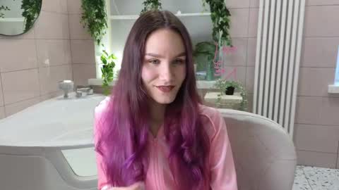 Snapshot of clare_ff chatting on 03.12.25 Claire online show from 03.12.25