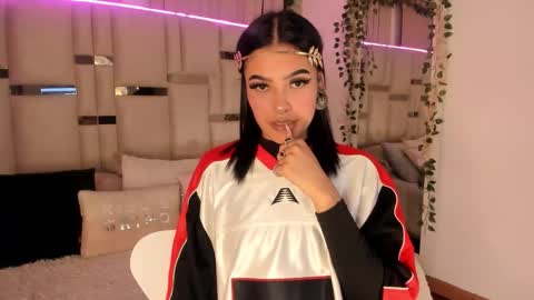 Cleo  smith online show from 10.15.25