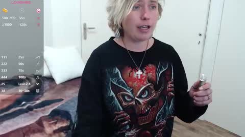 Syl  online show from 11.10.25