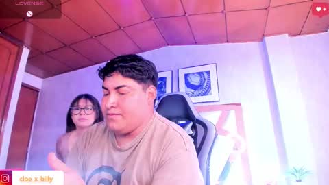 Snapshot of cloe_x_billy chatting on 09.30.25 Cloe x Billy online show from 09.30.25