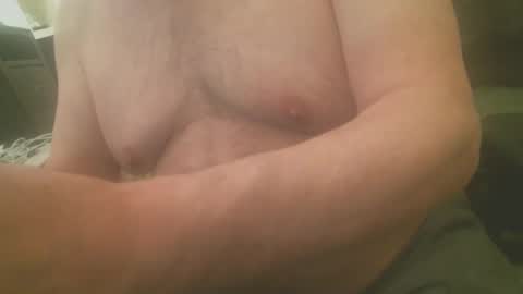 Snapshot of clouds8888 chatting on 10.16.25 clouds8888 online show from 10.16.25