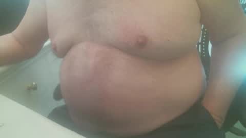 Snapshot of clouds8888 chatting on 10.22.25 clouds8888 online show from 10.22.25