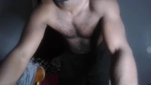 Snapshot of clouvo chatting on 11.16.25 clouvo online show from 11.16.25